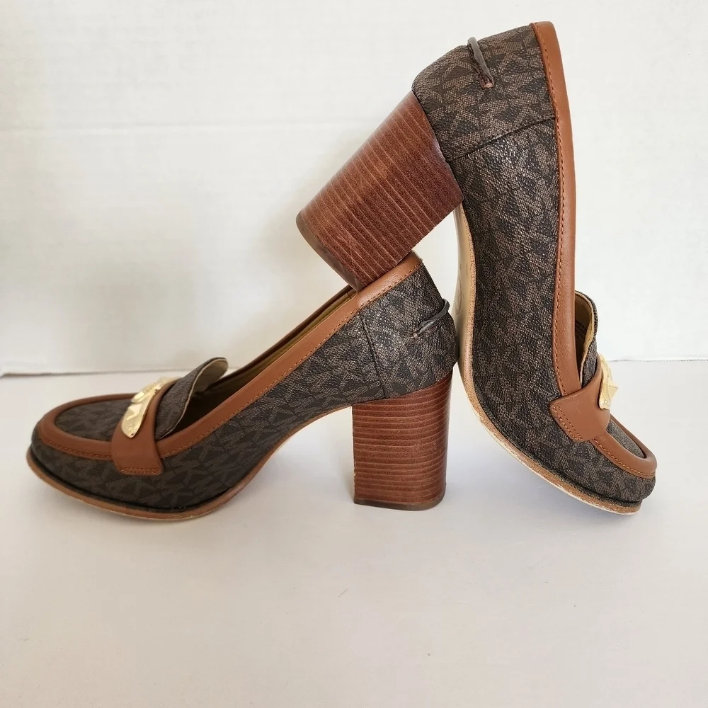 Michael Kors “Jackie” Monogram Canvas & Leather Block-Heel Loafer Size 7.5 M